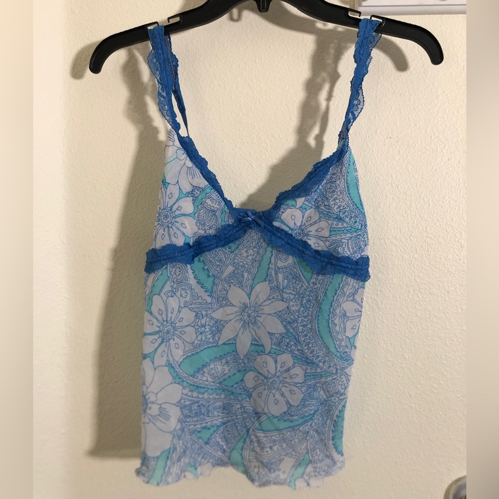 vintage 2000s Old Navy blue floral tank top size S but can fit size S/M